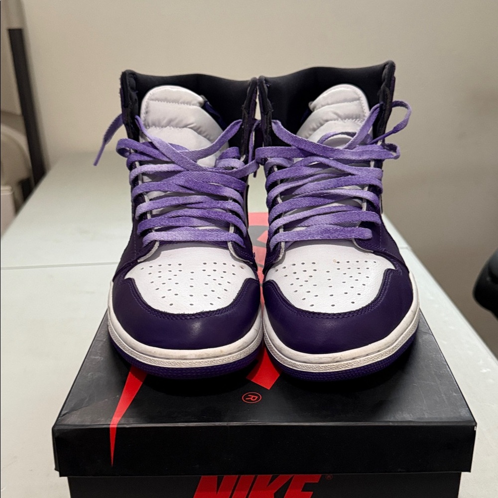 Nike Air Jordan 1 Retro
Court Purple
(FIRM ON PRICE) - Picture 6 of 9